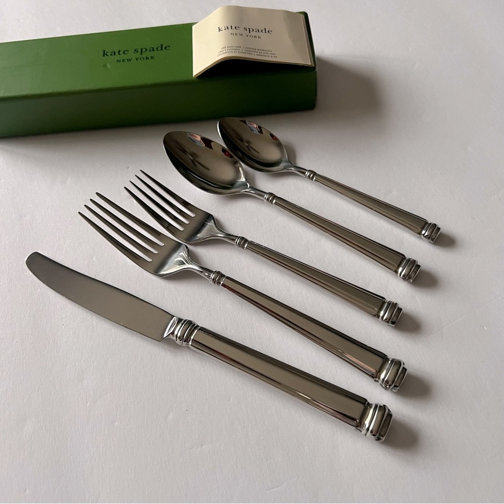 LENOX KATE SPADE ABINGTON SQUARE 5 PIECE PLACE SETTING SILVER NWT - Picture 7 of 9